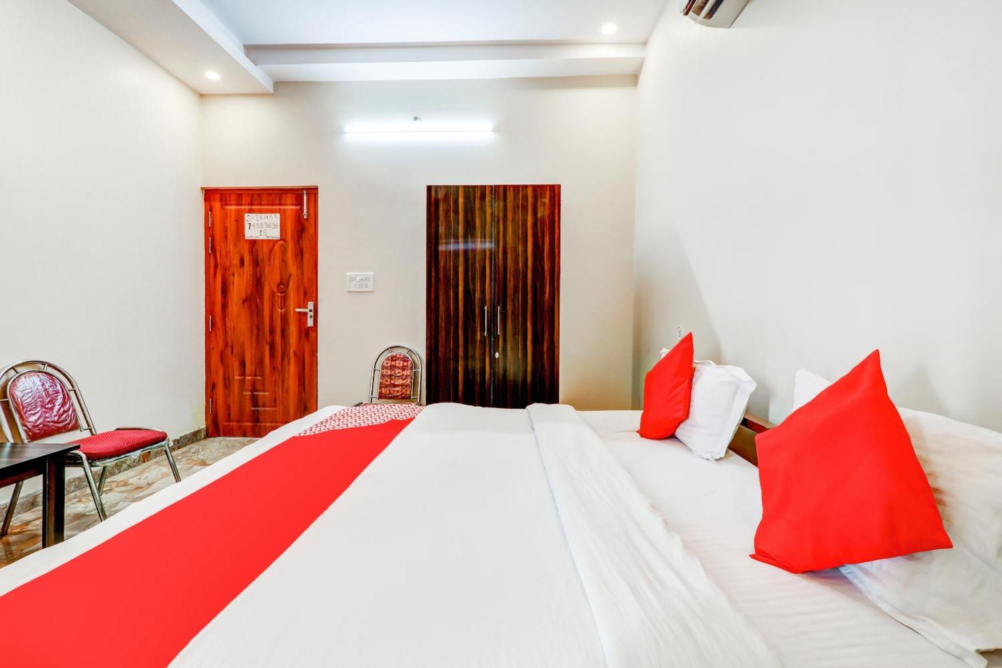Hotel Oyo Flagship Raghuvar Palace Lucknow Esterno foto