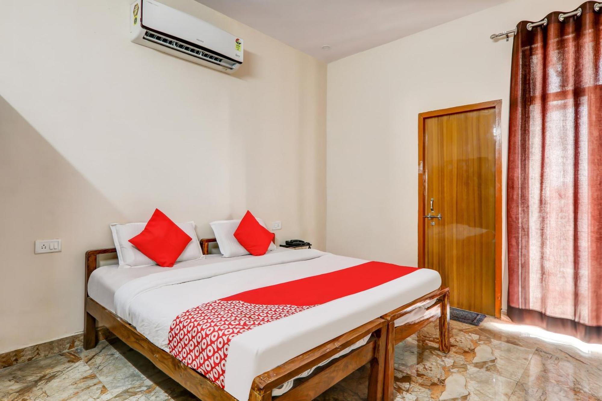 Hotel Oyo Flagship Raghuvar Palace Lucknow Esterno foto