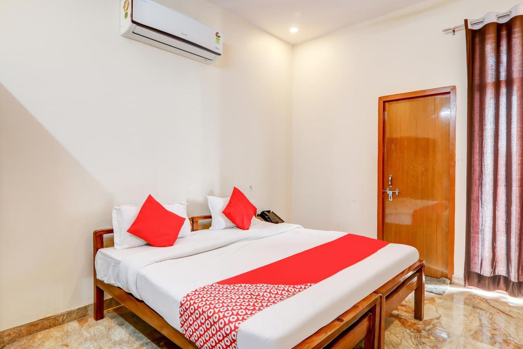 Hotel Oyo Flagship Raghuvar Palace Lucknow Esterno foto