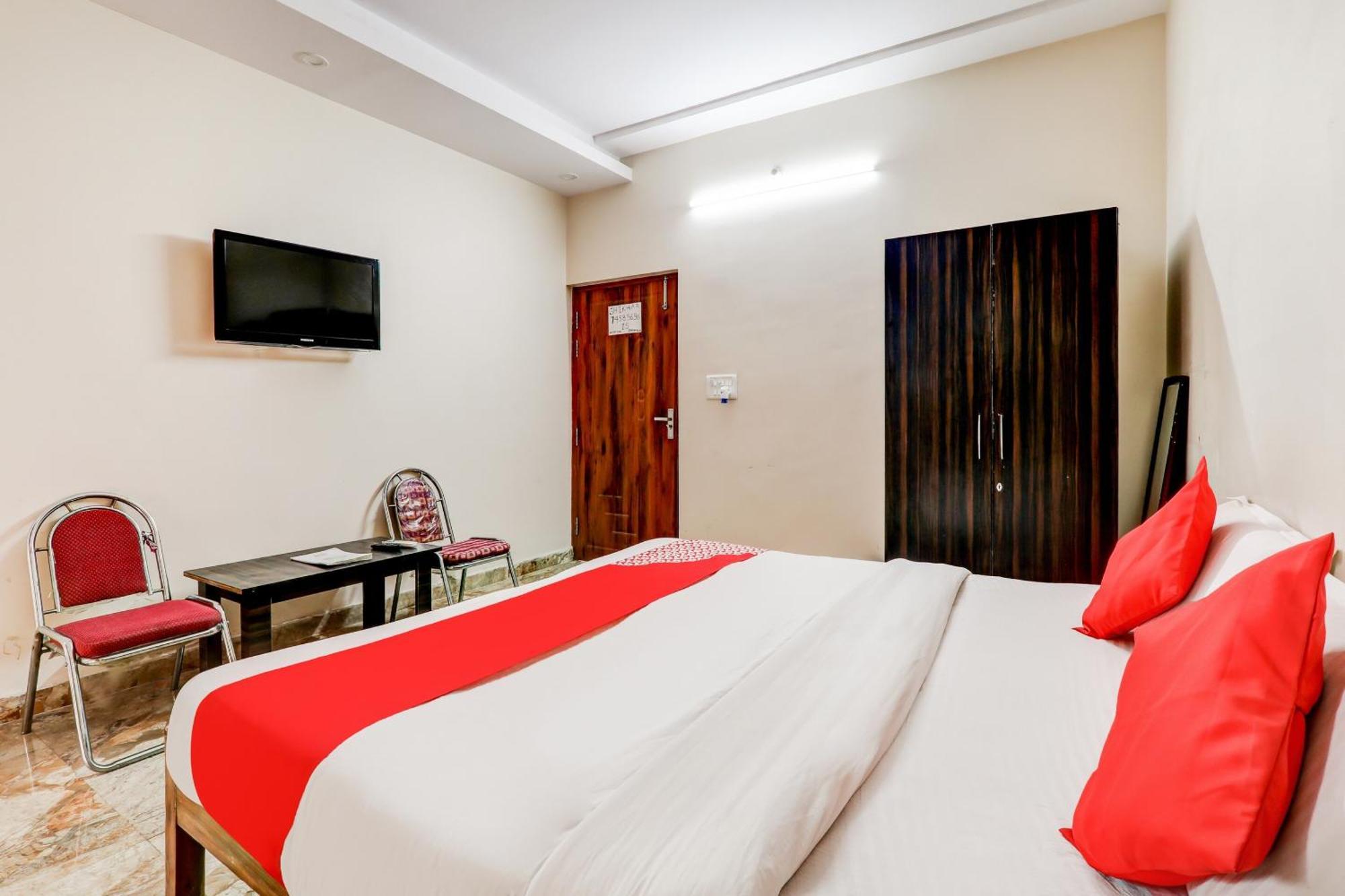 Hotel Oyo Flagship Raghuvar Palace Lucknow Esterno foto