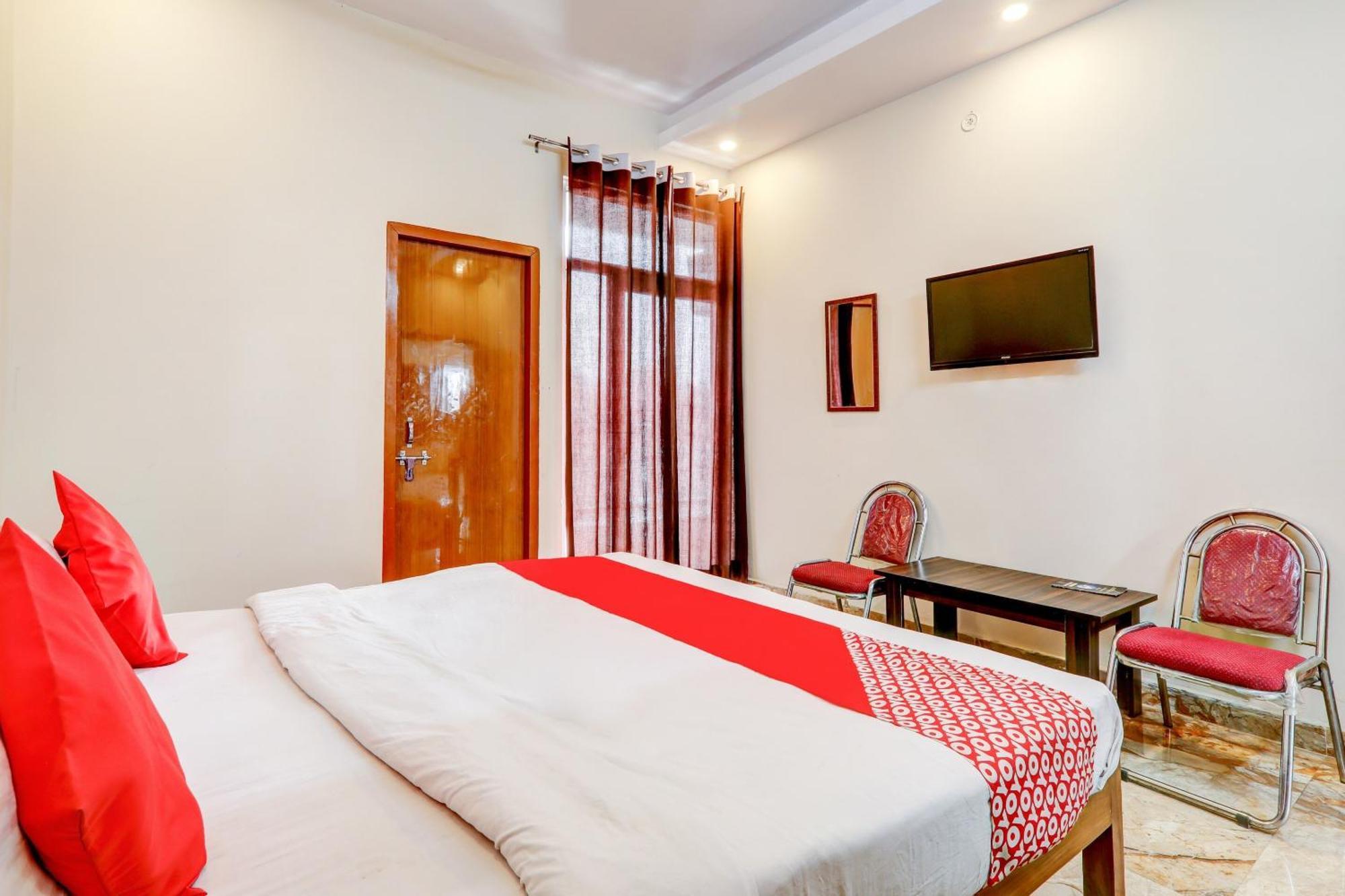 Hotel Oyo Flagship Raghuvar Palace Lucknow Esterno foto